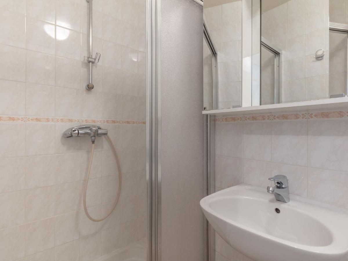 Apartment Les Lauzes D25 By Interhome Saint-Martin-de-Belleville Bagian luar foto